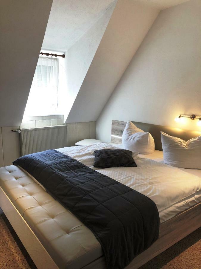 Georgenberg Hotel Шпремберг Стая снимка